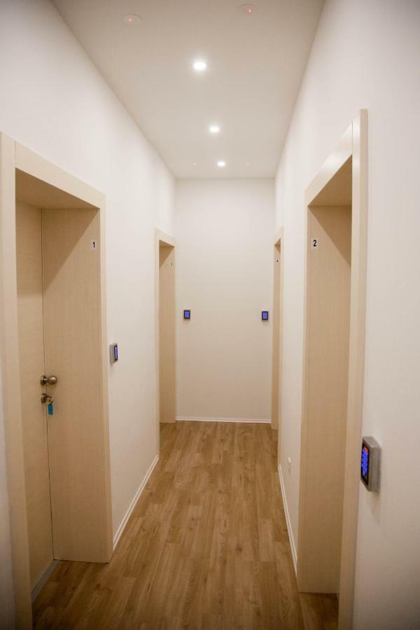 Soukki Town Centre Suites 1 Split Exterior photo